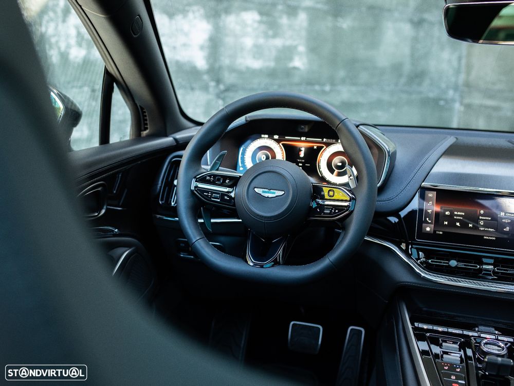 Aston Martin DBX 707 - 30