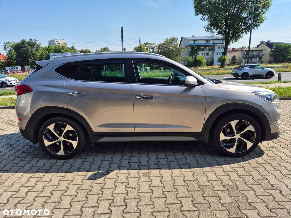Hyundai Tucson 2.0 CRDI Premium 4WD - 6