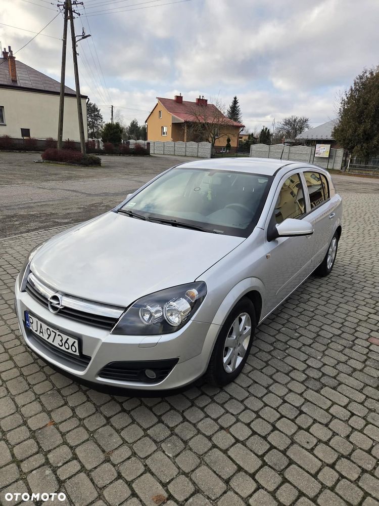 Opel Astra - 2