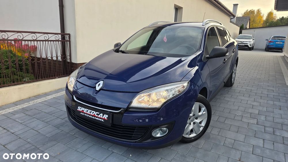 Renault Megane 2012 photo 2