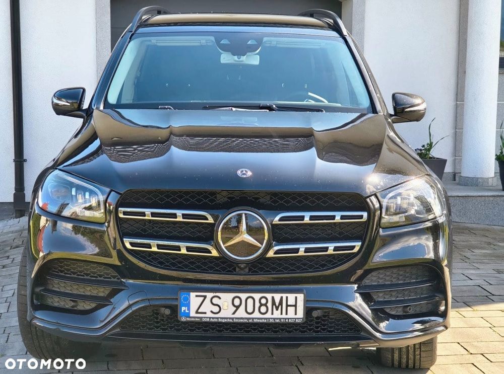 Mercedes-Benz GLS - 1