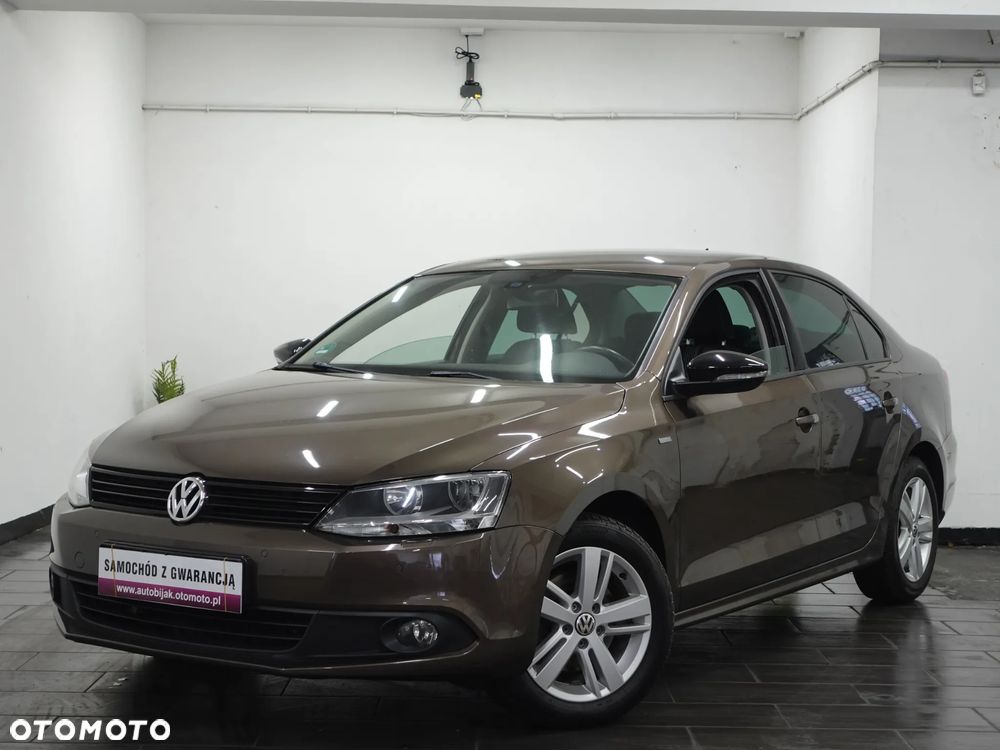 Volkswagen Jetta 1.4 TSI DSG Match - 13