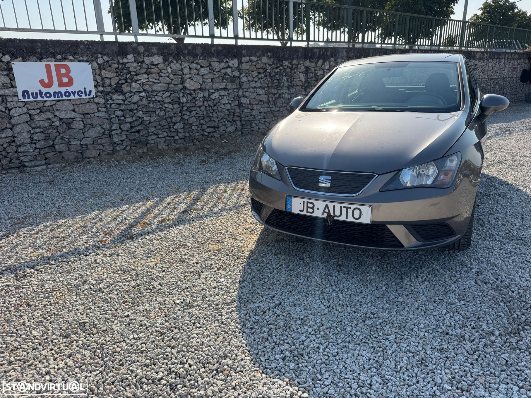 SEAT Ibiza 1.4 TDI Ecomotive Reference - 2