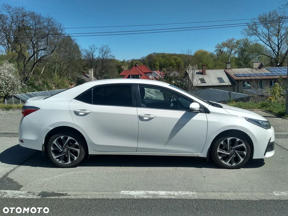 Toyota Corolla 1.6 Comfort - 1