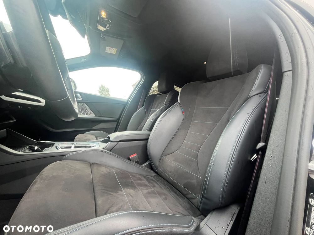 BMW Seria 1 118d Edition M Sport Shadow - 12