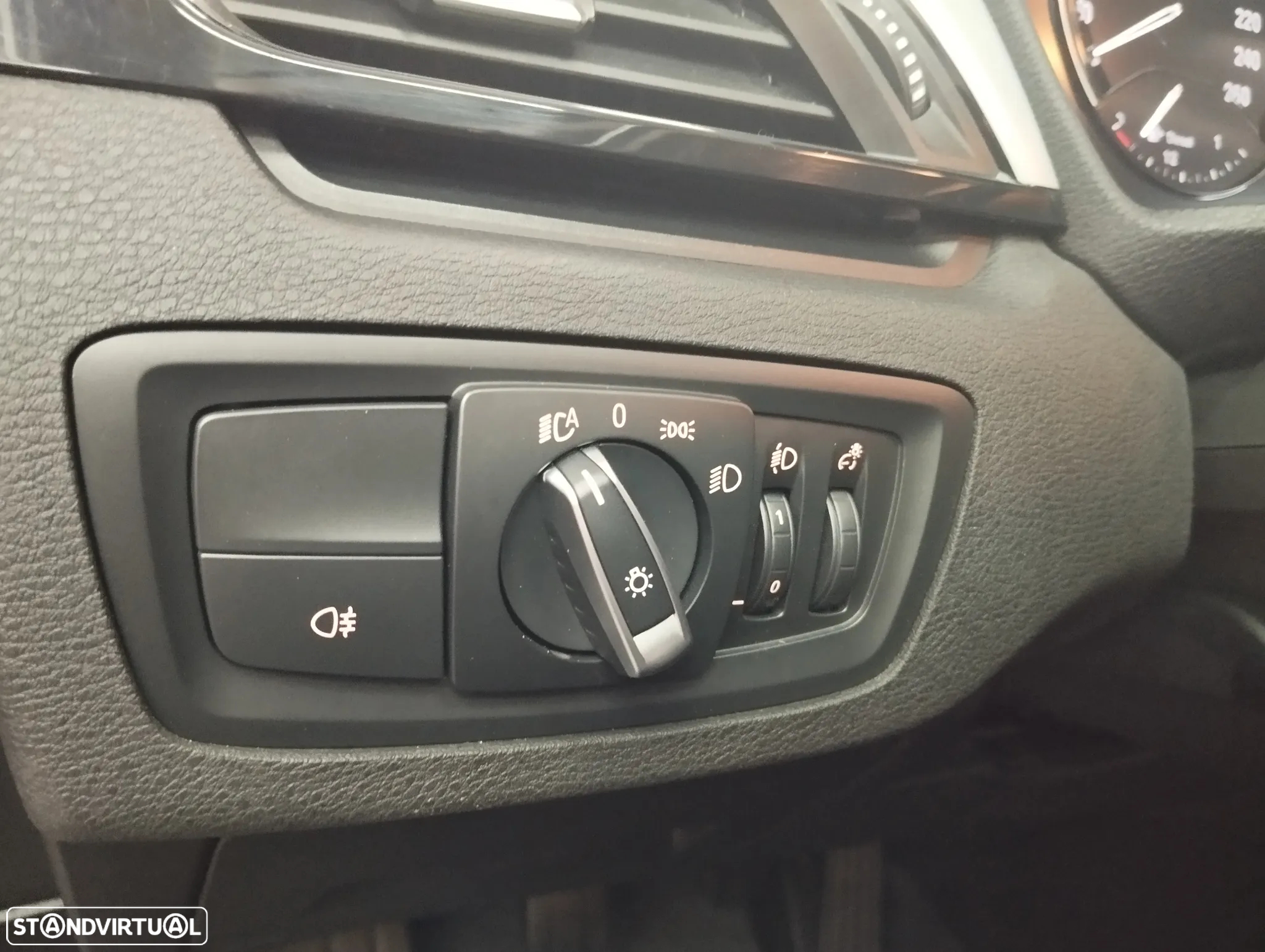 BMW X1 16 d sDrive - 21