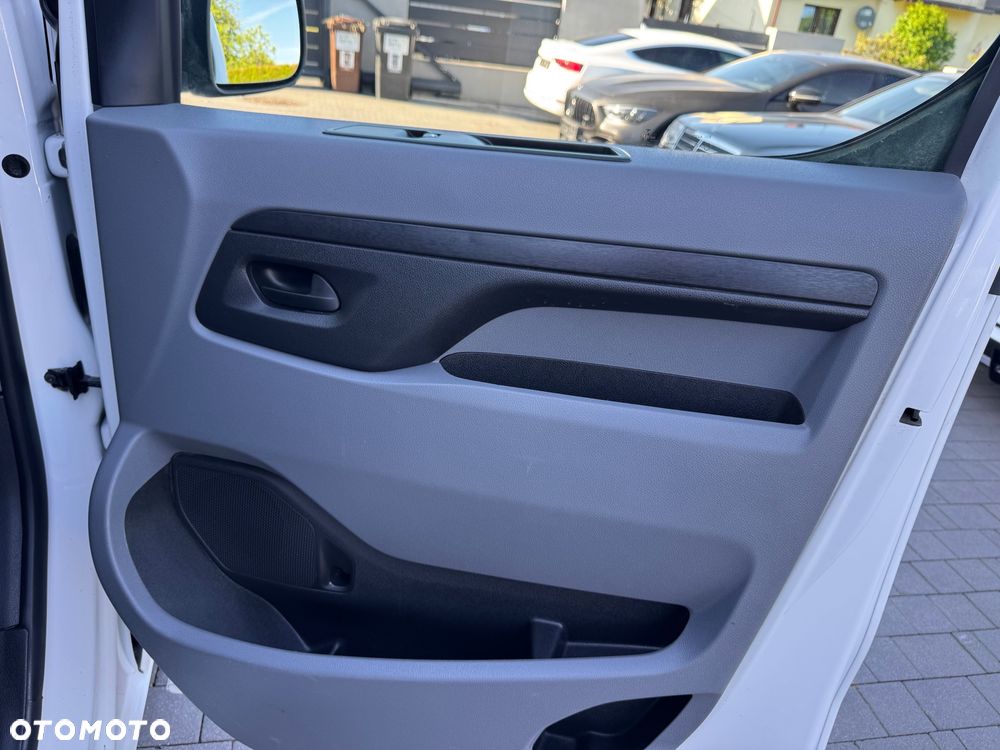 Peugeot Expert Jumpy Scudo Proace - 27