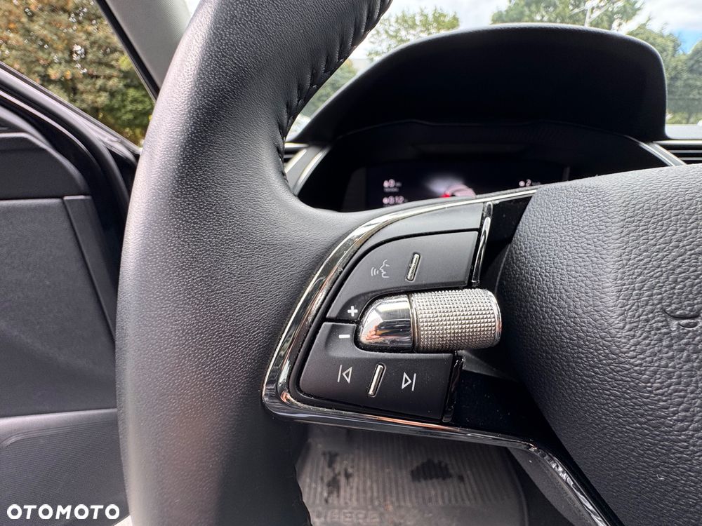 Skoda Superb 1.5 TSI Ambition DSG - 23