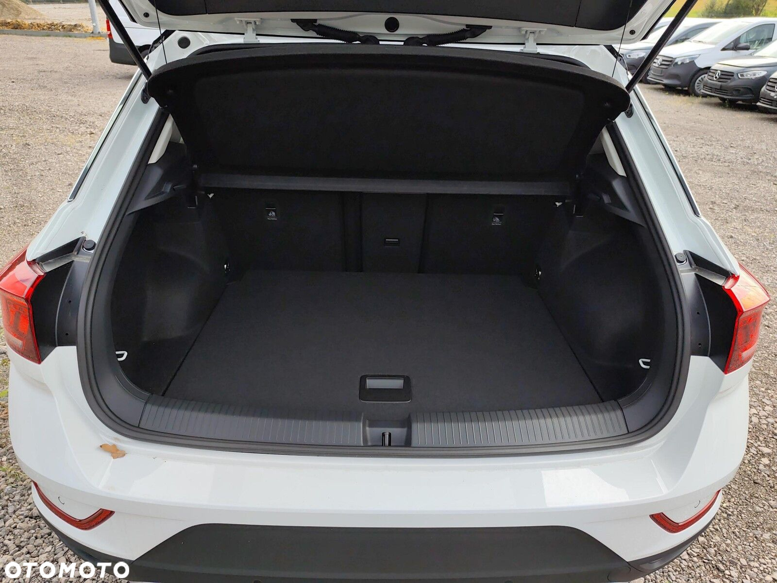 Volkswagen T-Roc 1.5 TSI Life Plus DSG - 26