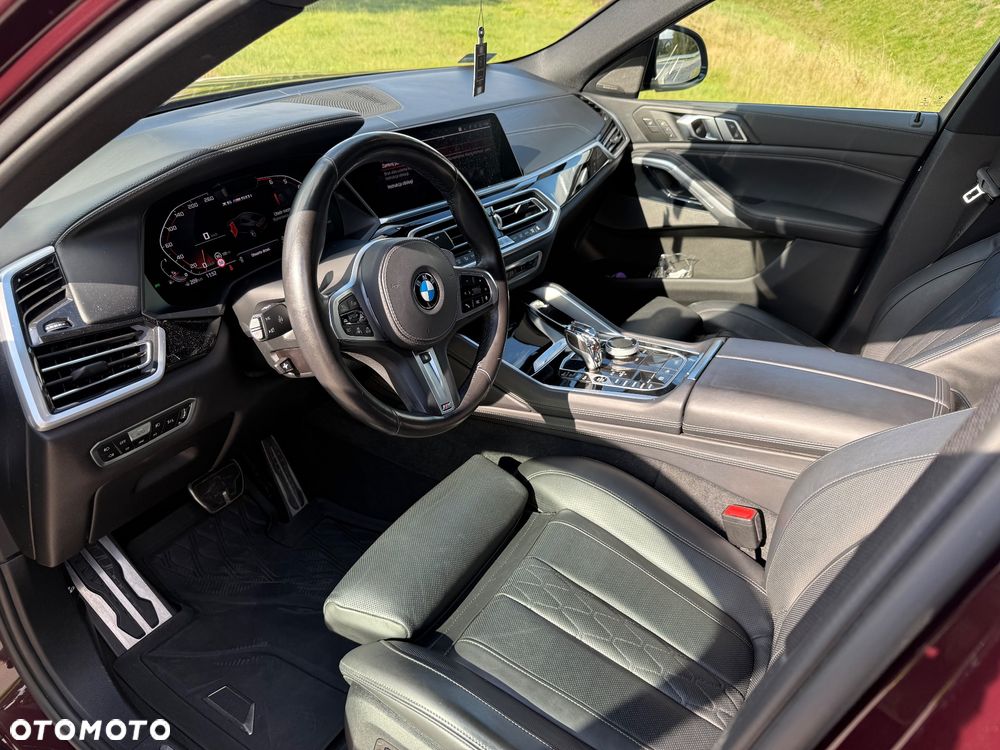 BMW X6 M50i - 8