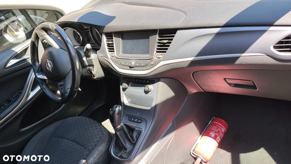 Opel Astra 2017 rok 1.6 diesel nowy rozrząd - 3
