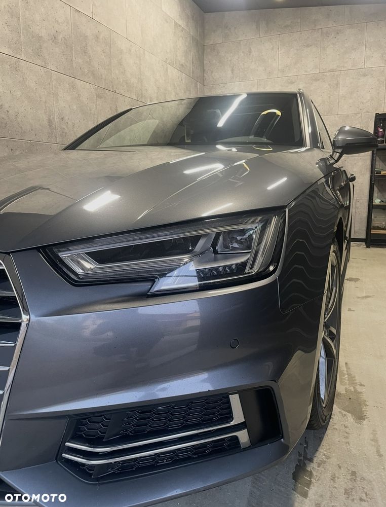 Audi A4 Avant 2.0 TDI Design S tronic - 2