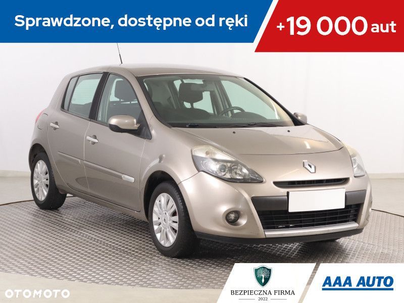 Renault Clio - 1