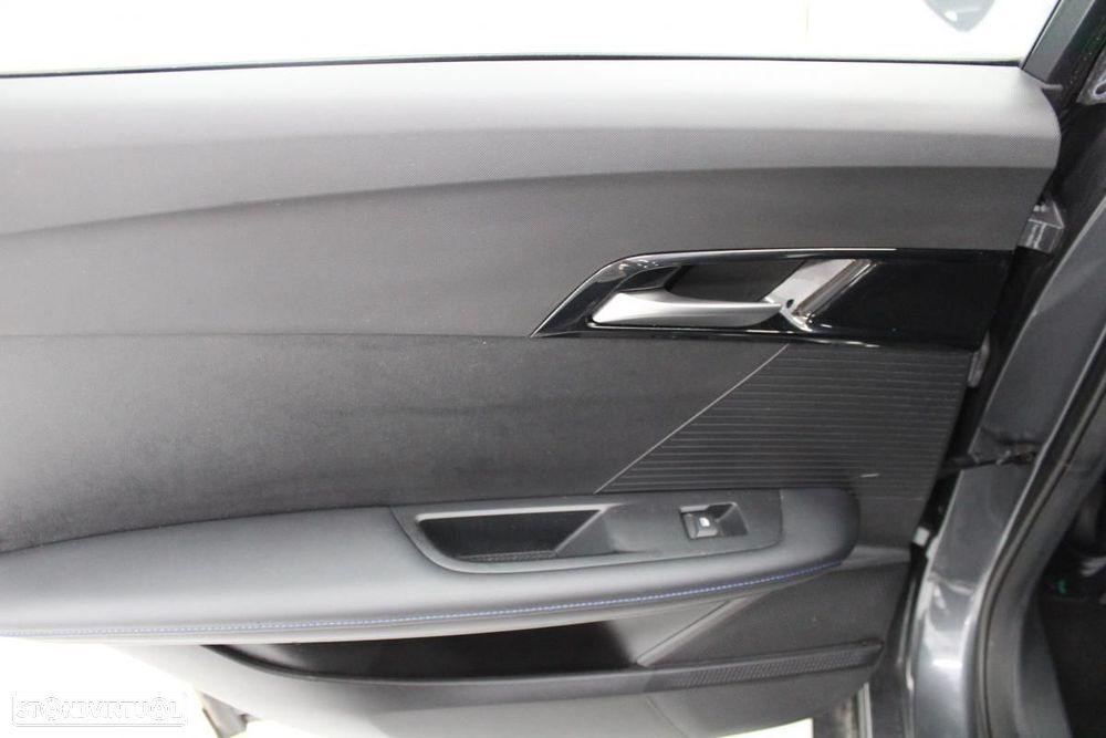 MG MG4 51 kWh Standard - 13