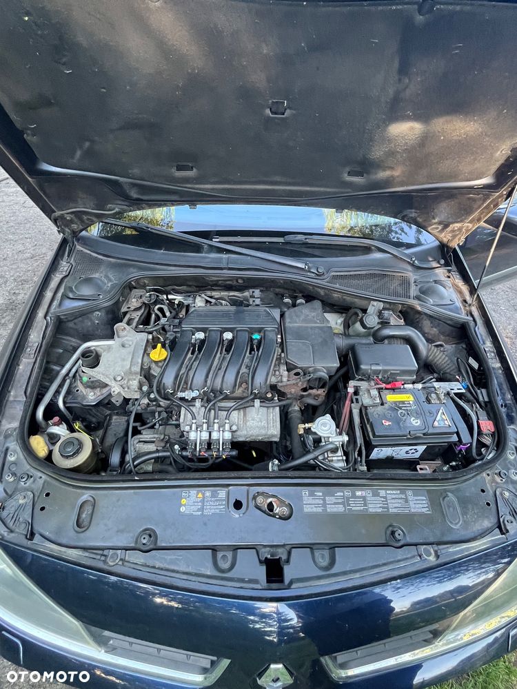 Renault Laguna 2.0 Authentique - 23