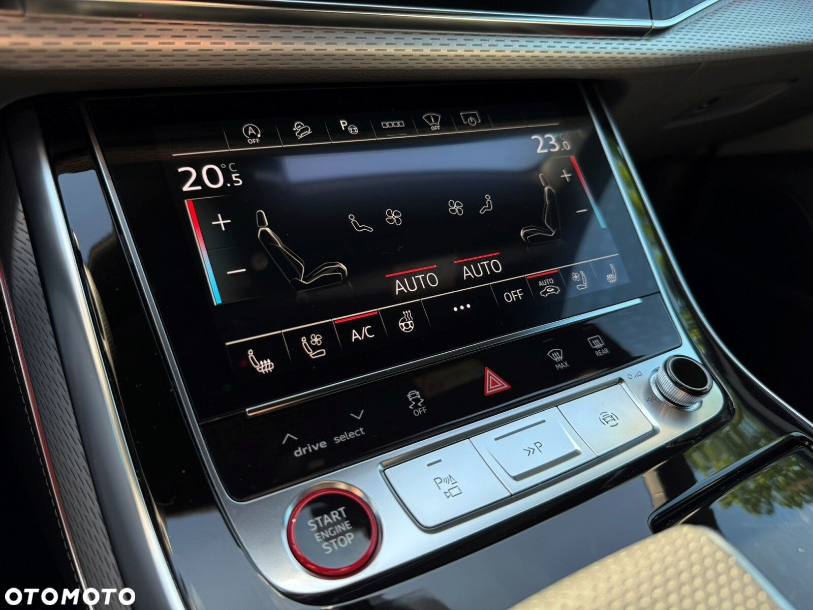 Audi SQ8 - 25