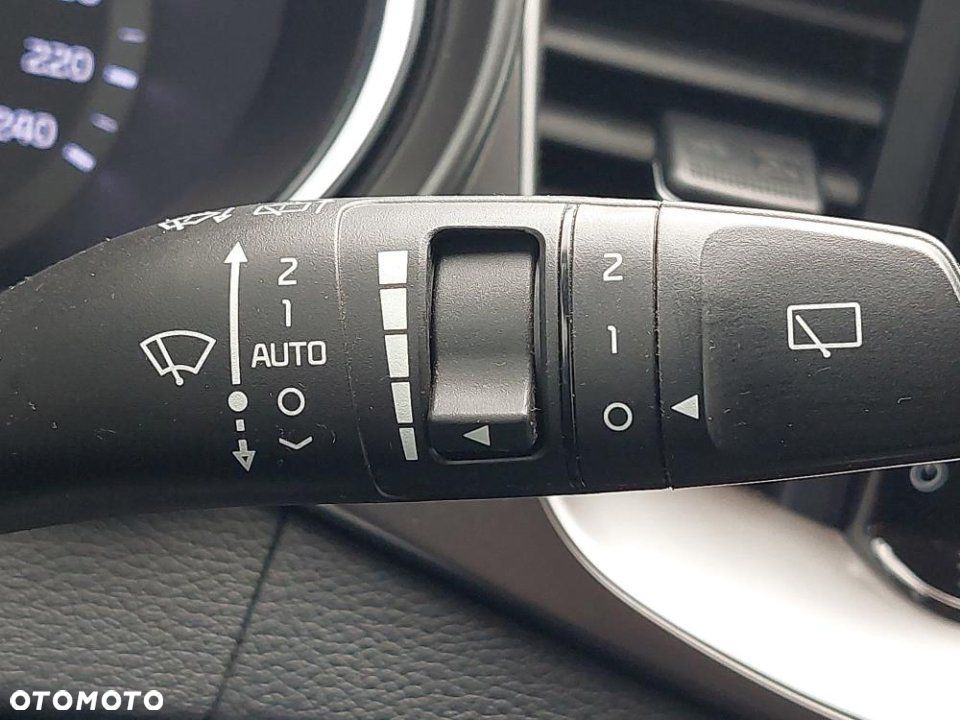 Kia XCeed - 22