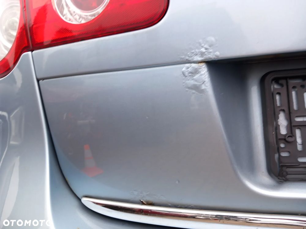 VW PASSAT B6 KLAPA BAGAŻNIKA TYLNA TYŁ KOMBI KOLOR: LB5M - 12