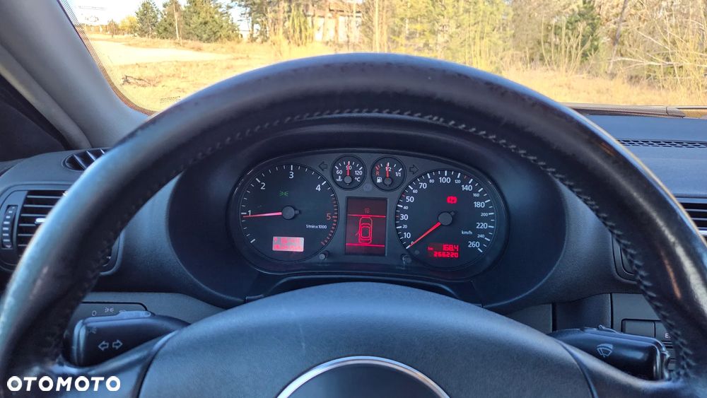 Audi A3 Sportback 1.9 TDI Ambiente - 8