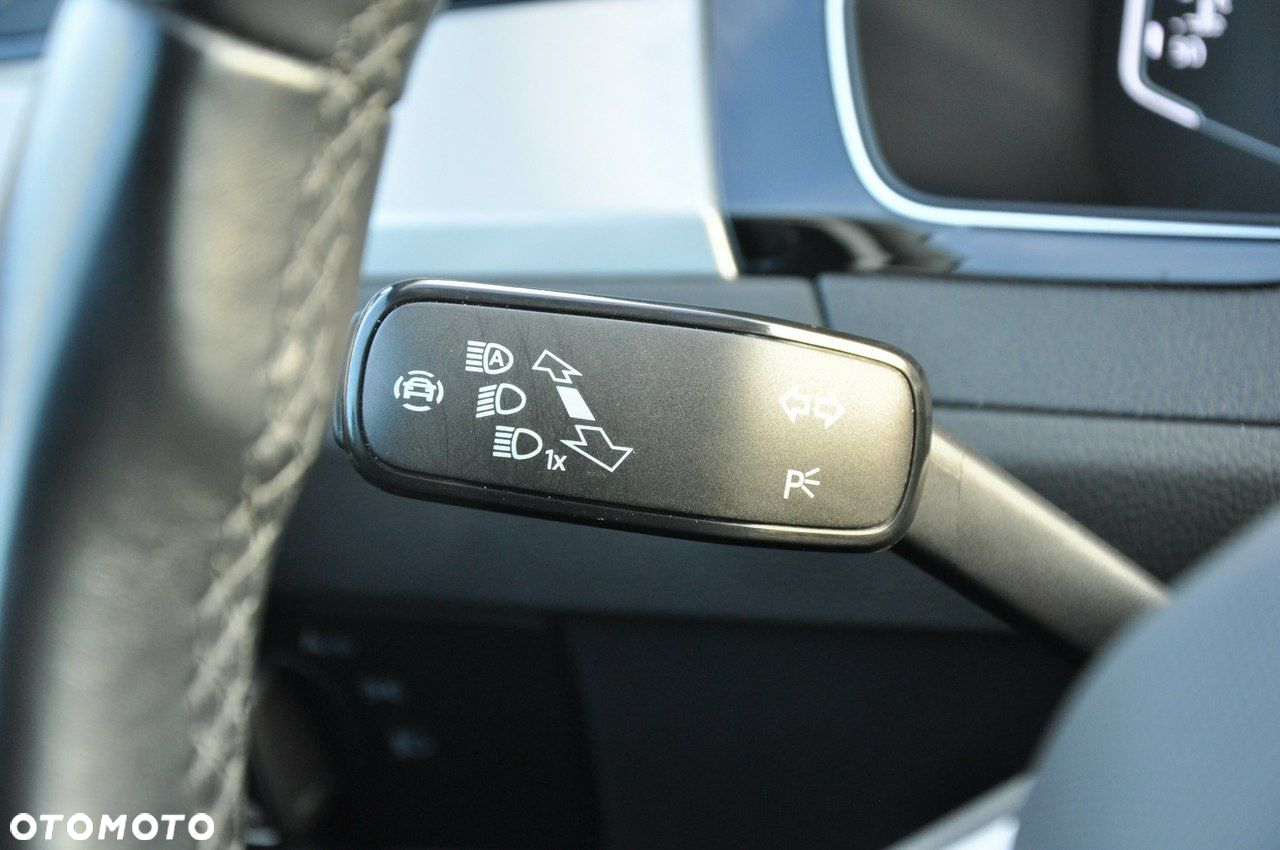 Volkswagen Passat 2.0 TDI EVO Business DSG - 12