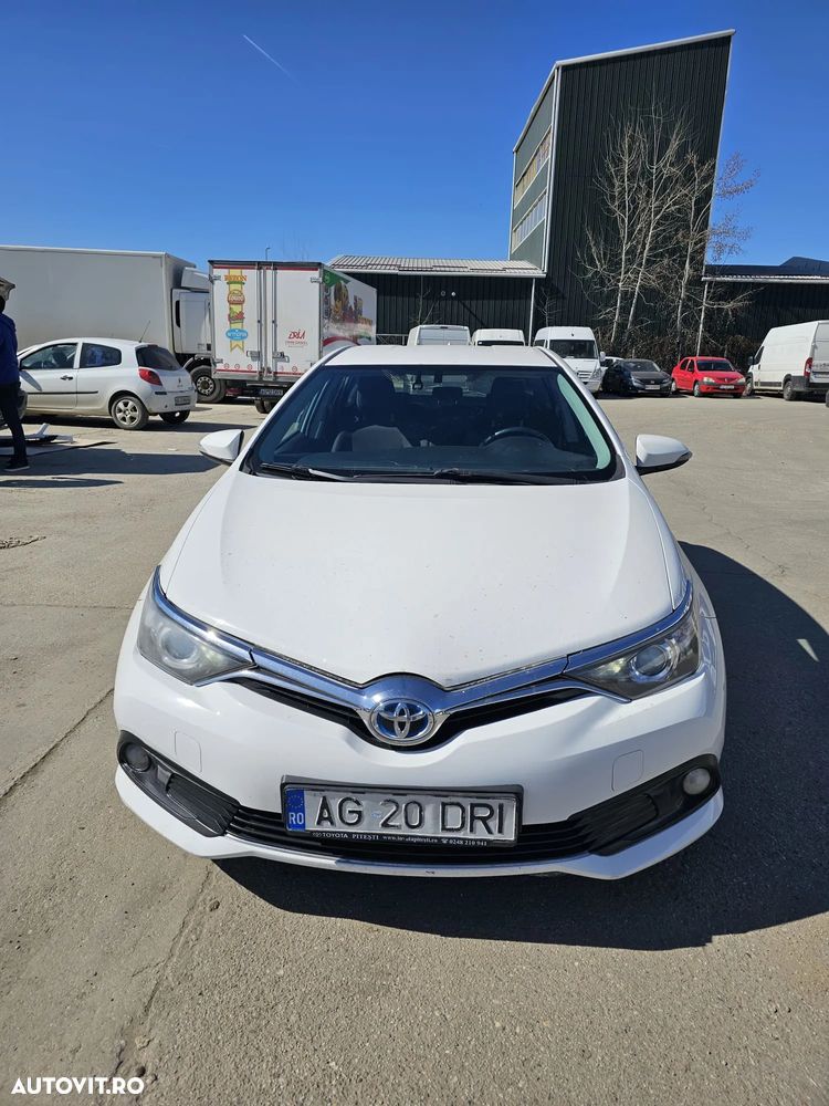 Toyota Auris - 1