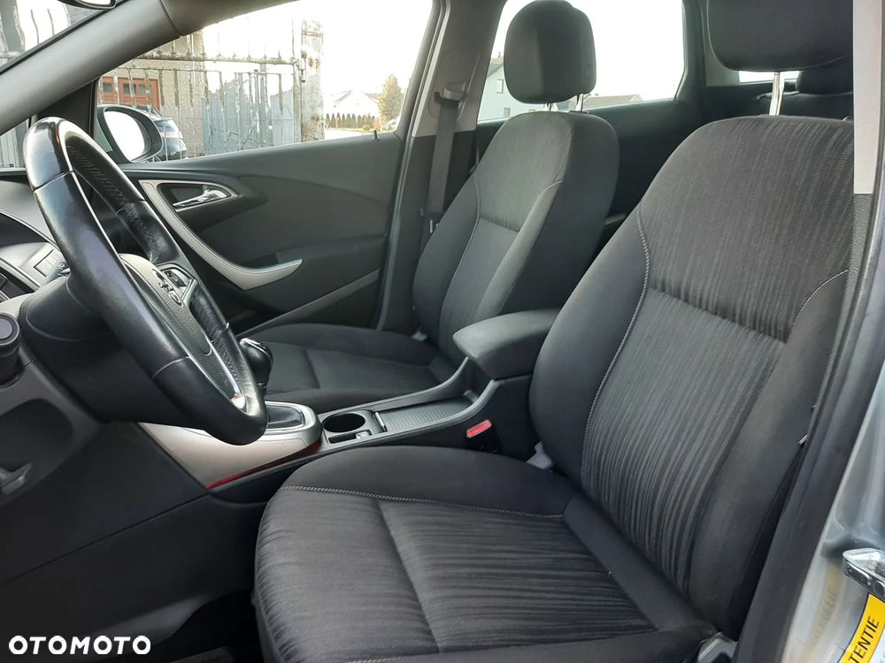 Opel Astra IV 1.4 T Cosmo S&S - 24