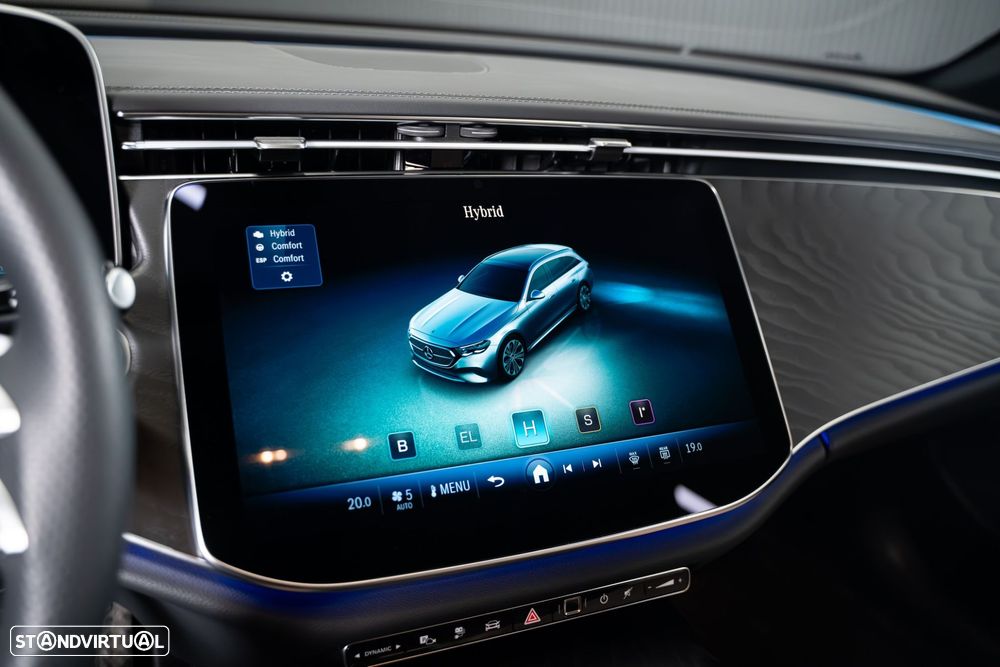 Mercedes-Benz E 300 Standard - 43