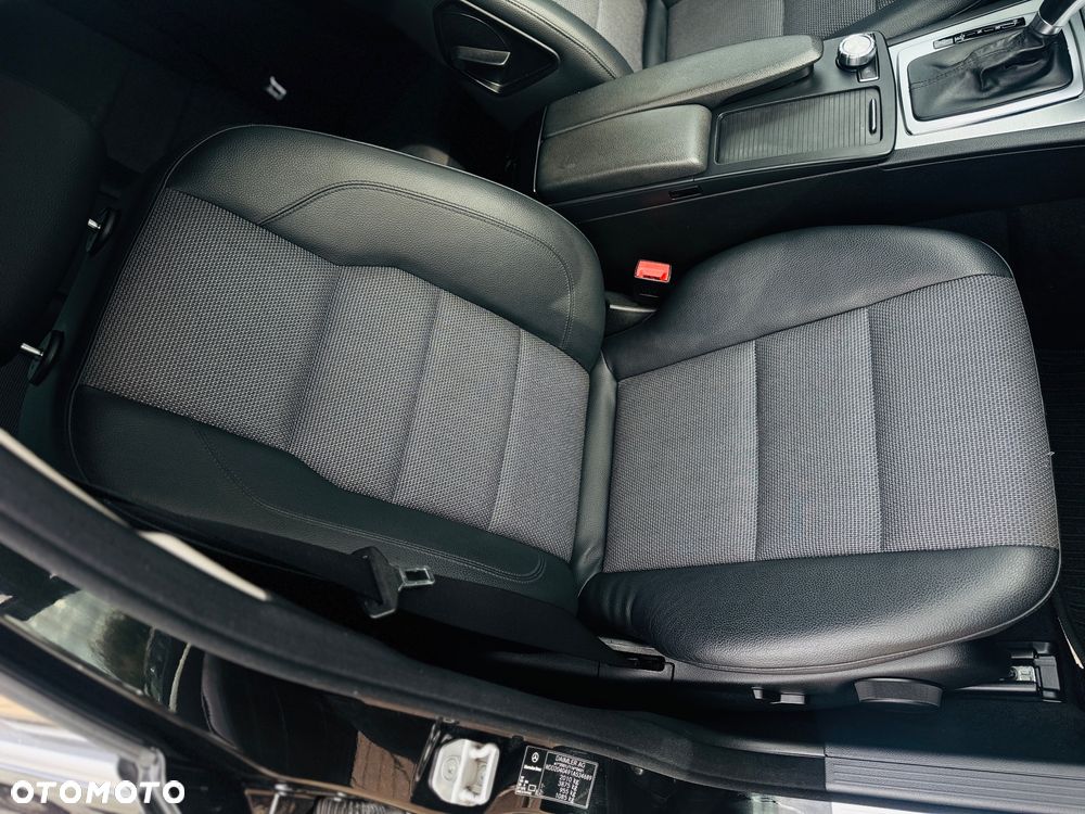Mercedes-Benz Klasa C 180 Kompressor Automatik Avantgarde - 11