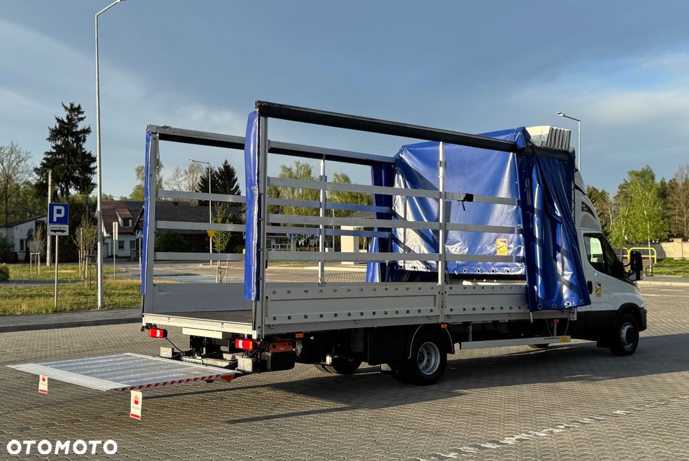 Iveco Daily 2023r Hi-Matic‼️72C18‼️Winda Dhollandia 1000KG // Plandeka 15 Palet 2x Firanka + dach zsuwany + regulacja wysokości ‼️Spanie z tyłu WEJKAMA Wysokość rampowa Full LED Tempomat Salon Polska DMC7200KG Faktura Vat 23% TwinCab - 35