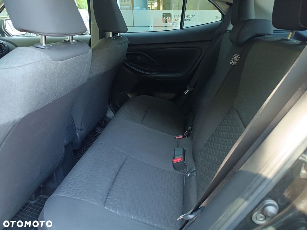 Toyota Yaris Cross Hybrid 1.5 Comfort - 26