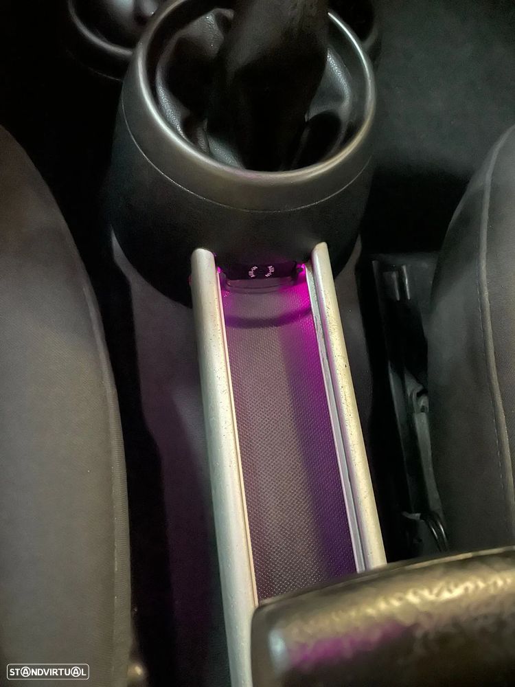 MINI Countryman One D - 11