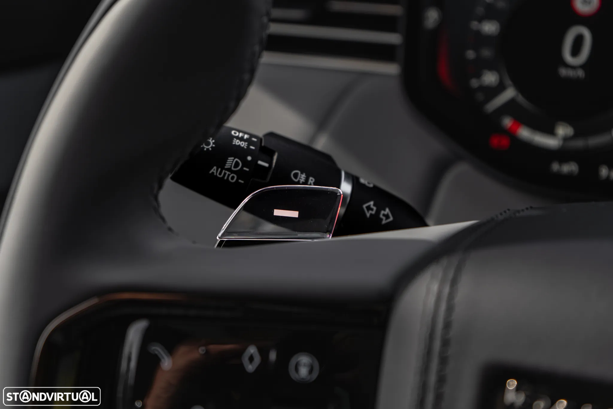 Land Rover Range Rover Sport 4.4 P635 SV Edition One (Carbon) - 29