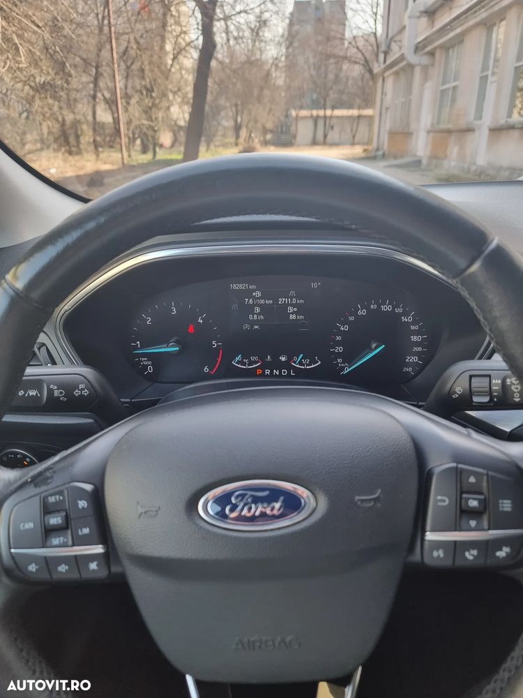 Ford Focus 1.5 EcoBlue Titanium Business - 10