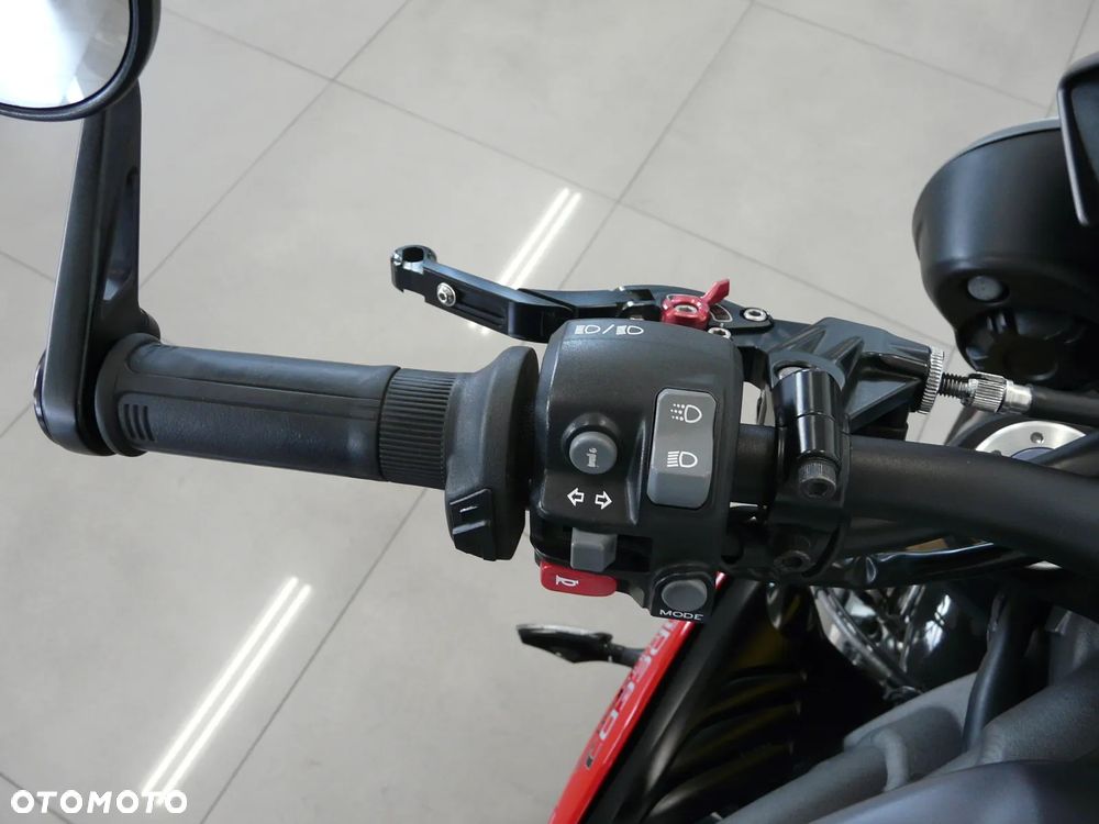 Triumph Speed Triple - 26