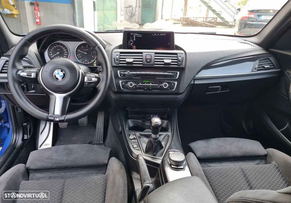 BMW 118 d Pack M - 11