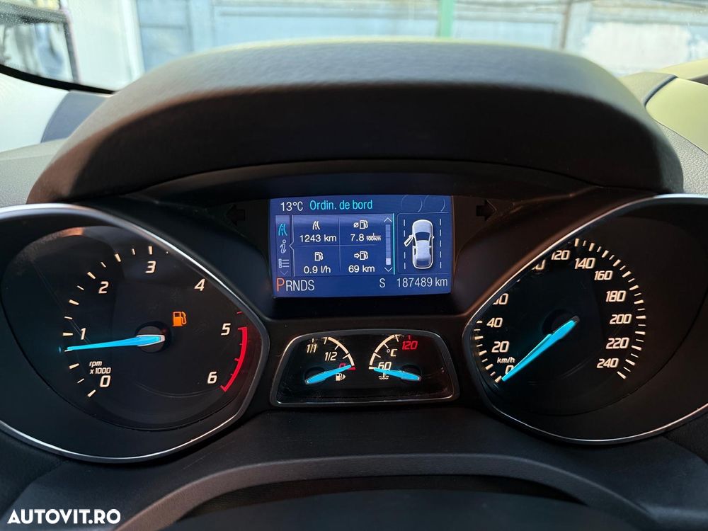 Ford Kuga - 19