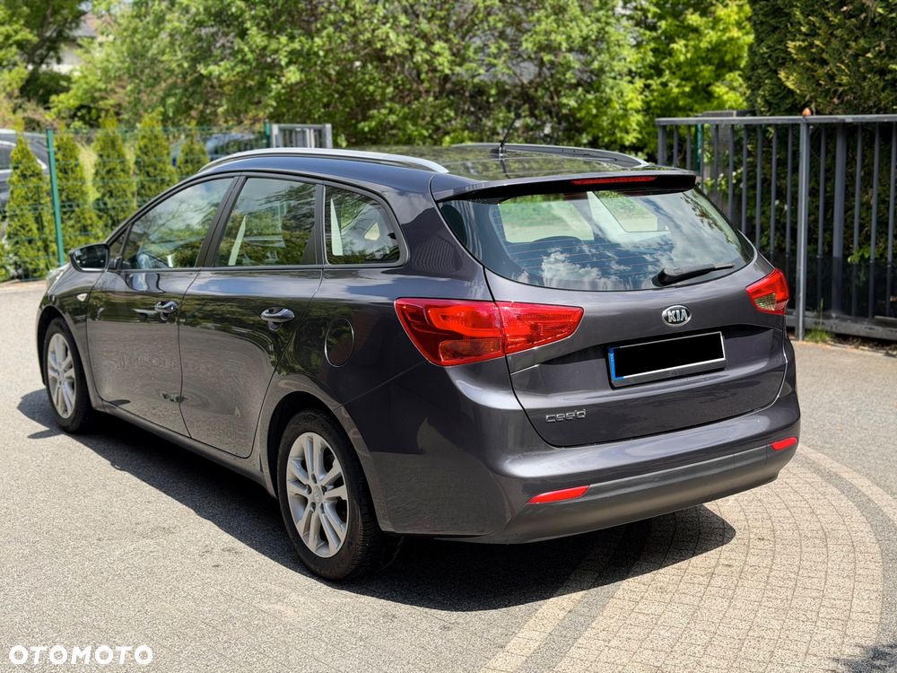Kia Ceed - 6