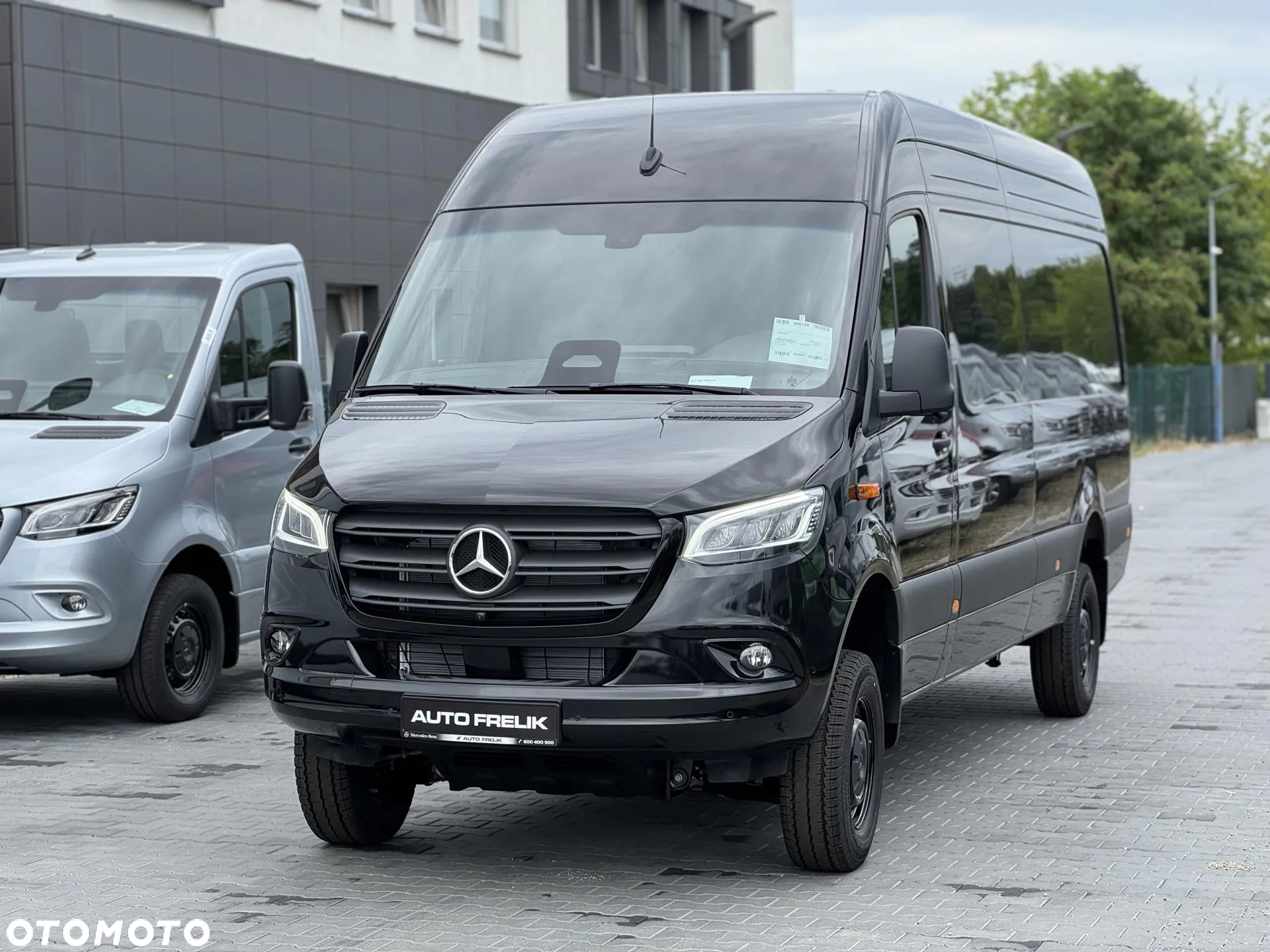Mercedes-Benz Sprinter - 4