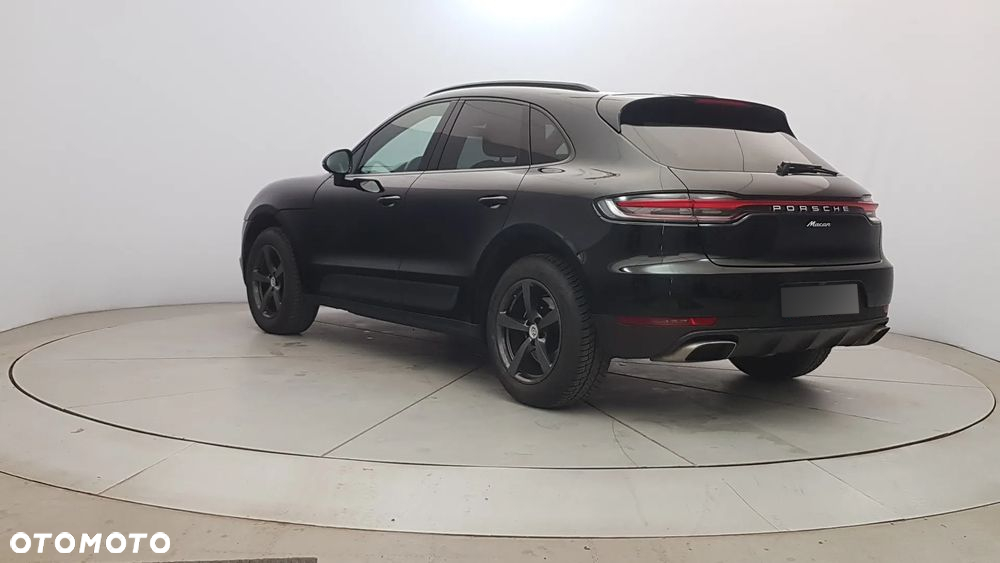 Porsche Macan Standard - 3