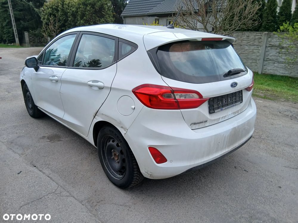 Ford Fiesta 1.0 EcoBoost S&S COOL&CONNECT - 5