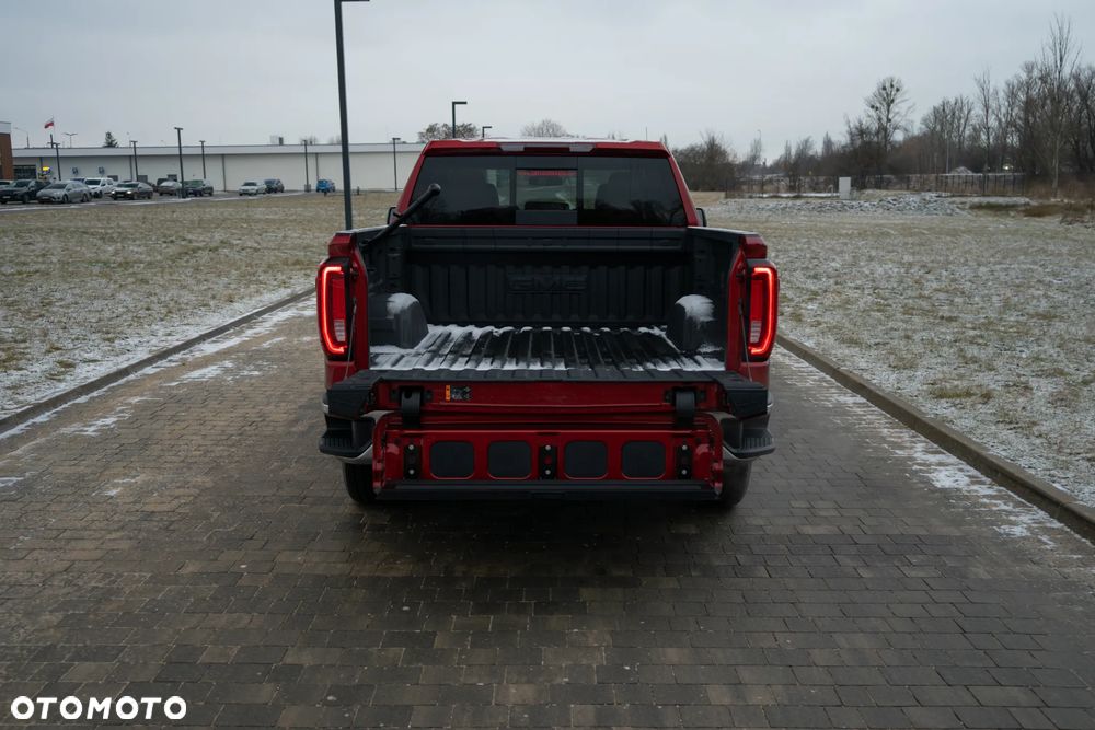 GMC Sierra - 22