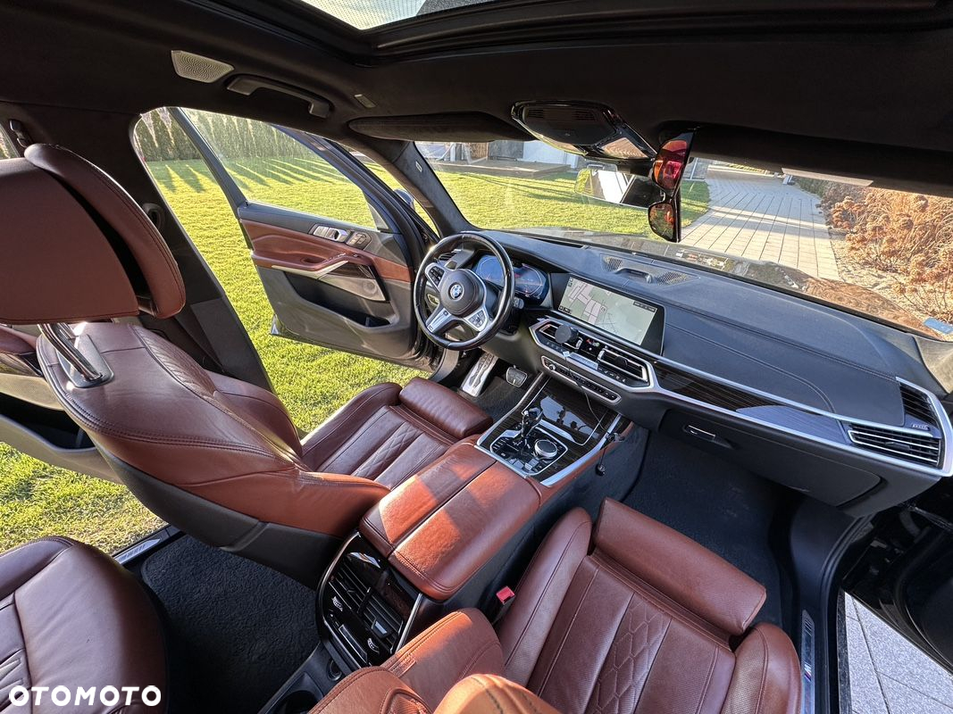 BMW X7 - 10