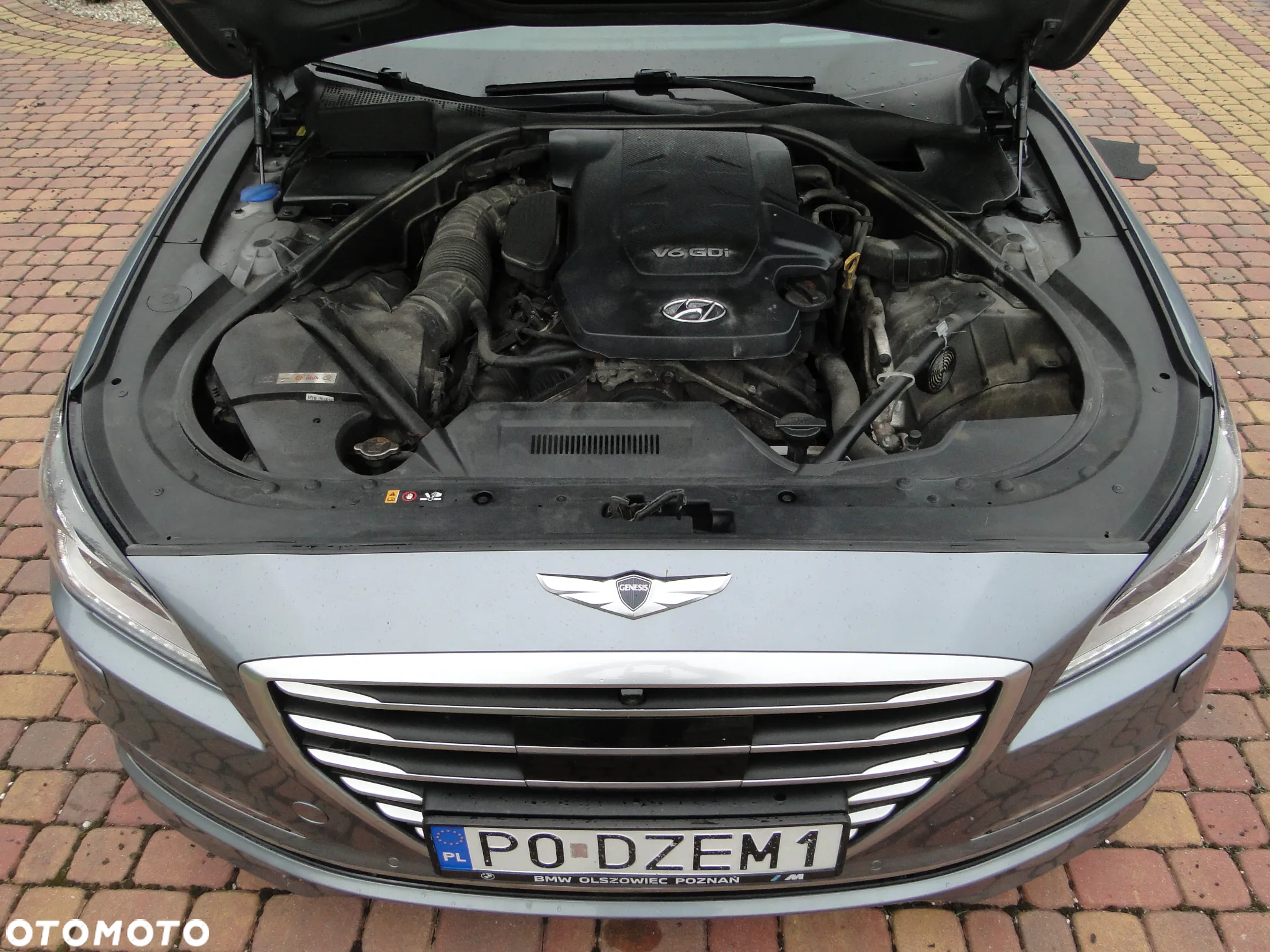 Hyundai Genesis 3.8 V6 GDI - 24