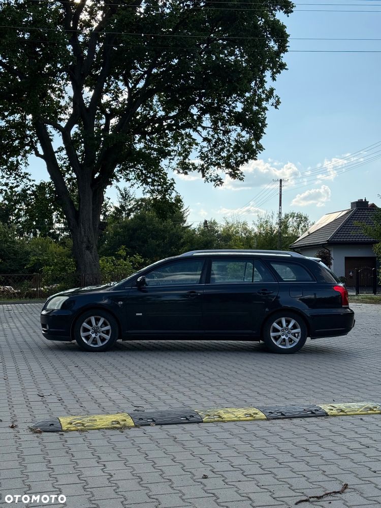 Toyota Avensis 1.8 VVT-i Combi - 3