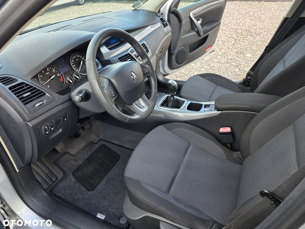 Renault Laguna 1.6 16V 110 Expression - 8