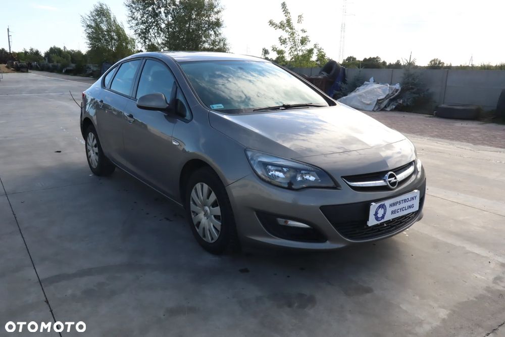 Opel Astra 1.4 T Active - 3