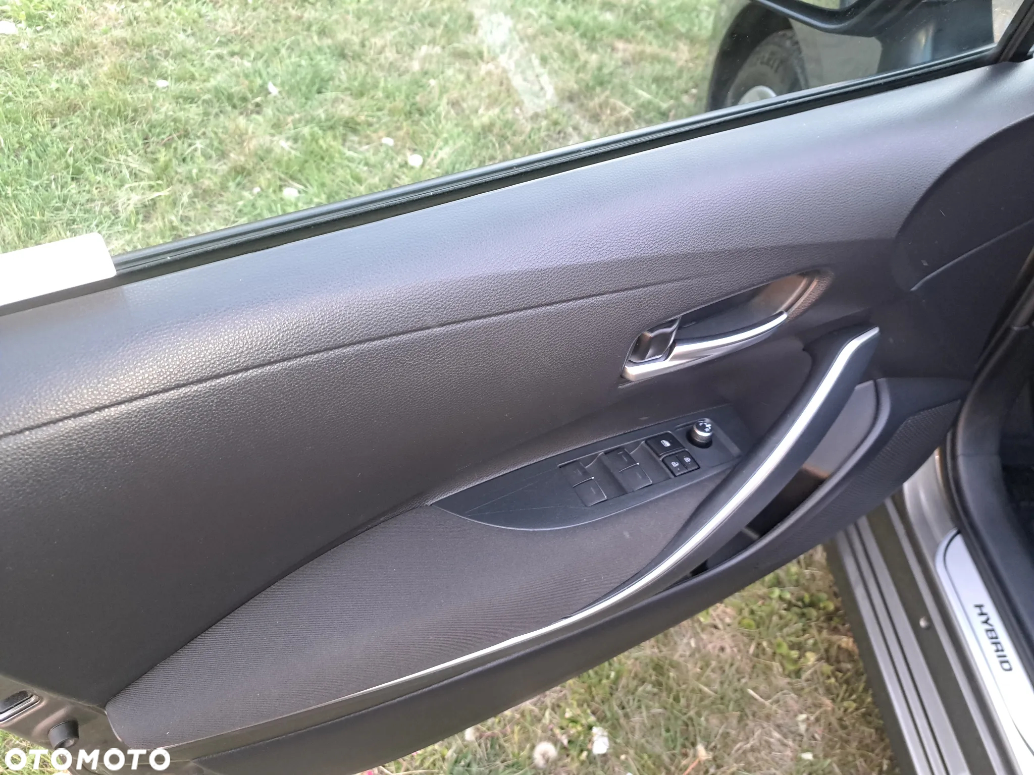 Toyota Corolla 1.8 Hybrid Comfort - 9