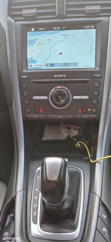 Ford Mondeo 2.0 TDCI Start-Stopp PowerShift-Aut Titanium - 8