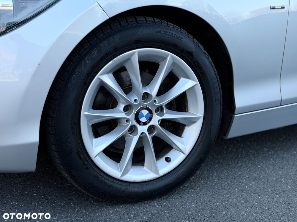 BMW Seria 1 116d EfficientDynamics Edition Urban Line - 12