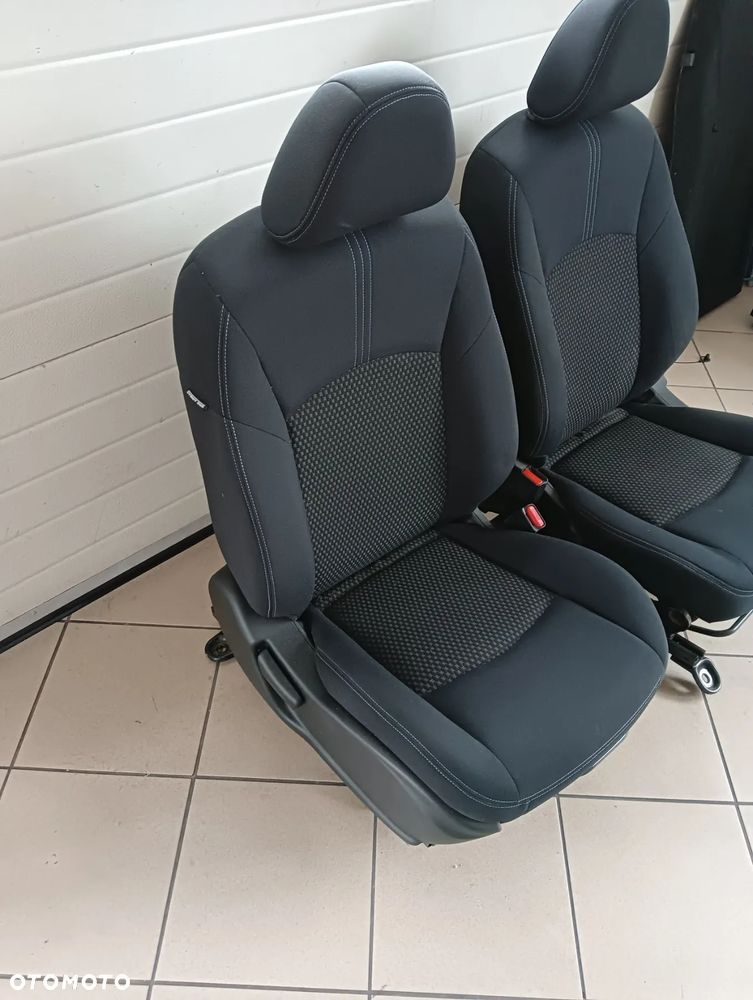 Nissan Note E12 prawy lewy fotel europa - 3